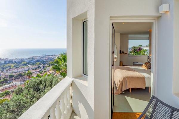 #52805 - Pink Suite | Holiday Rentals | Hello Homes Sitges