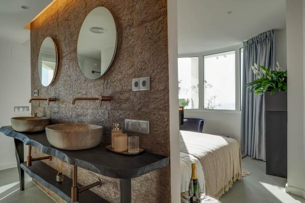 #52835 - Bronze Suite | Holiday Rentals | Hello Homes Sitges