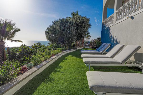 #52934 - Blue Suite | Holiday Rentals | Hello Homes Sitges