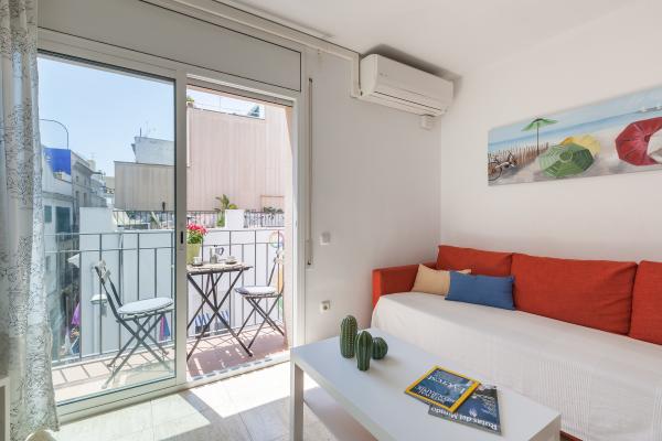 #53331 - Nova Apartment | Holiday Rentals | Hello Homes Sitges