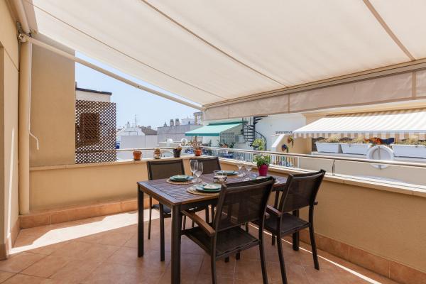 #53361 - Soul Apartment | Holiday Rentals | Hello Homes Sitges