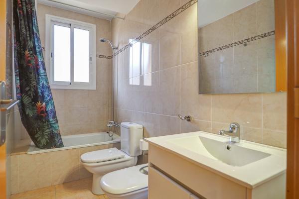 #53948 - Ribes Duplex | Holiday Rentals | Hello Homes Sitges