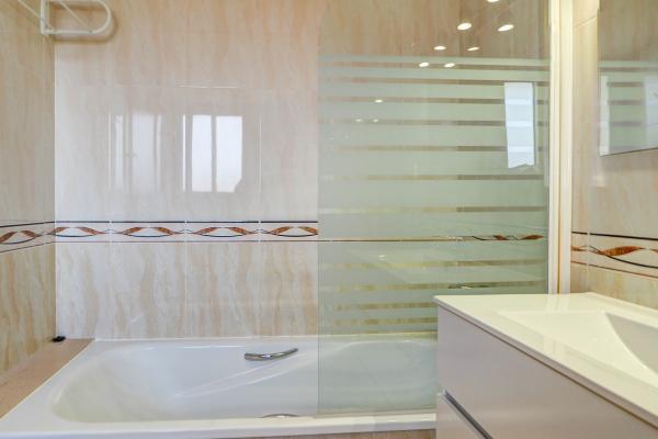 #53952 - Ribes Duplex | Holiday Rentals | Hello Homes Sitges