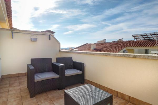 #53958 - Ribes Duplex | Holiday Rentals | Hello Homes Sitges