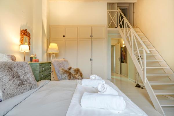 #54172 - Masia Las Torres | Holiday Rentals | Hello Homes Sitges