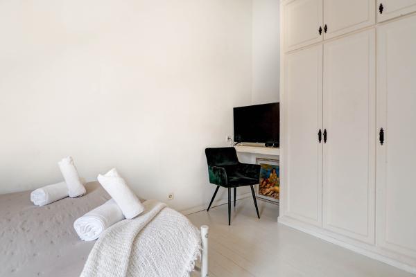 #54185 - Masia Las Torres | Holiday Rentals | Hello Homes Sitges