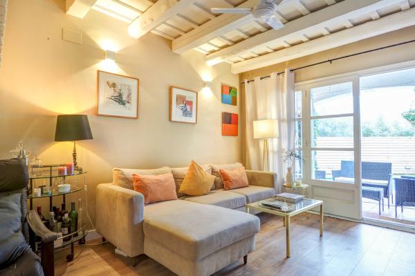 #54213 - Masia Las Torres | Holiday Rentals | Hello Homes Sitges