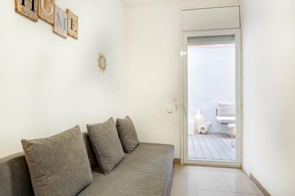 #54531 - White Center Apartment | Holiday Rentals | Hello Homes Sitges