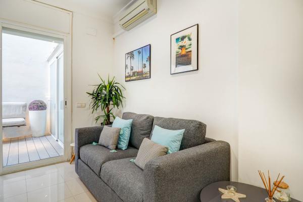 #54540 - White Center Apartment | バケーションレンタル | Hello Homes Sitges