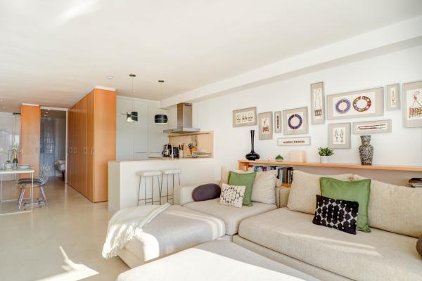 #55858 - Sunset apartment | Holiday Rentals | Hello Homes Sitges