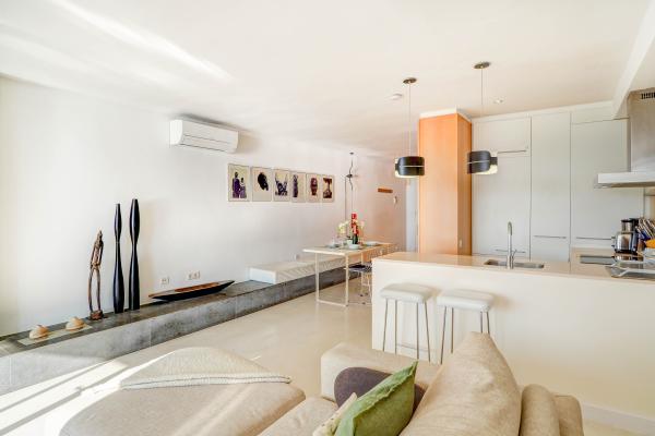 #55868 - Sunset apartment | Holiday Rentals | Hello Homes Sitges