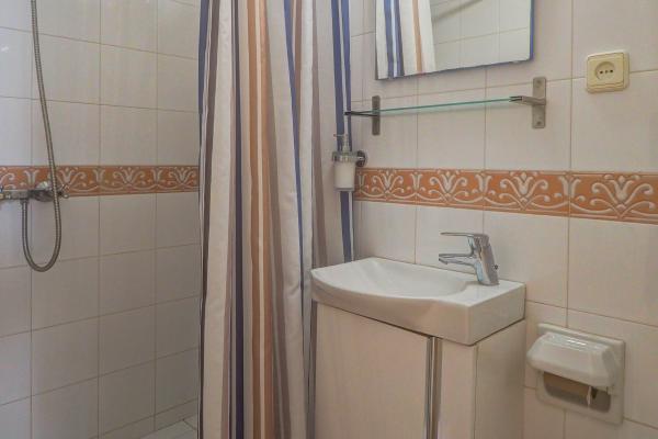 #56013 - Gladiator Apartment | Holiday Rentals | Hello Homes Sitges