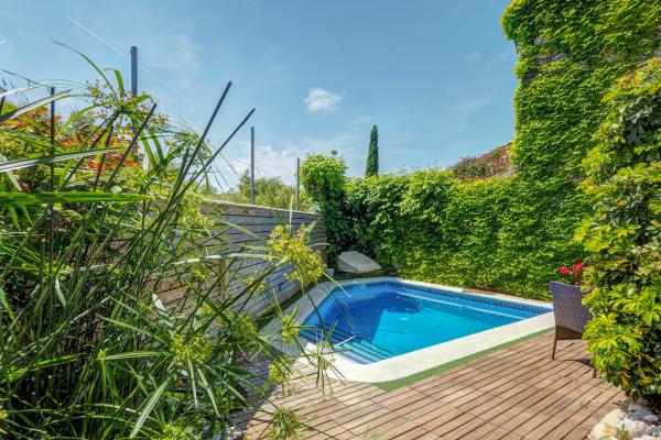 #58245 - Masia Las Torres | Holiday Rentals | Hello Homes Sitges