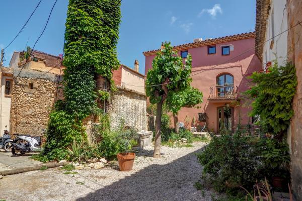 #58247 - Masia Las Torres | Holiday Rentals | Hello Homes Sitges