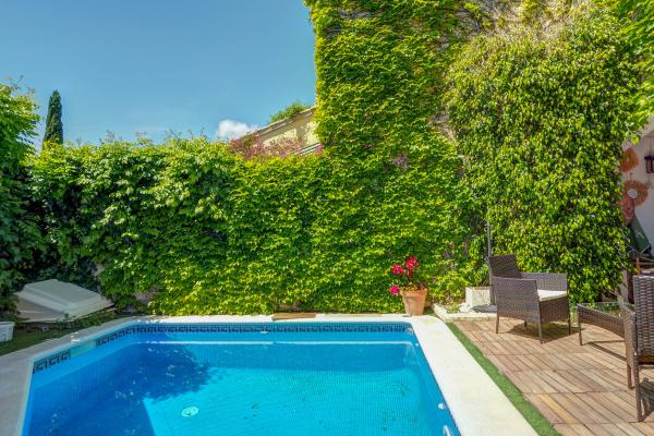 #58257 - Masia Las Torres | Holiday Rentals | Hello Homes Sitges