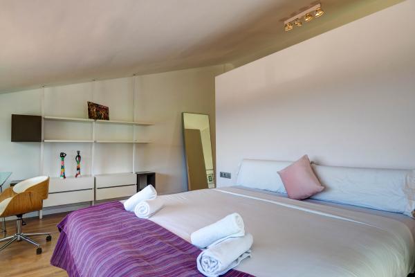 #59108 - Sunset House | Holiday Rentals | Hello Homes Sitges