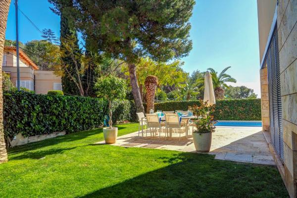 #59153 - Sunset House | Holiday Rentals | Hello Homes Sitges
