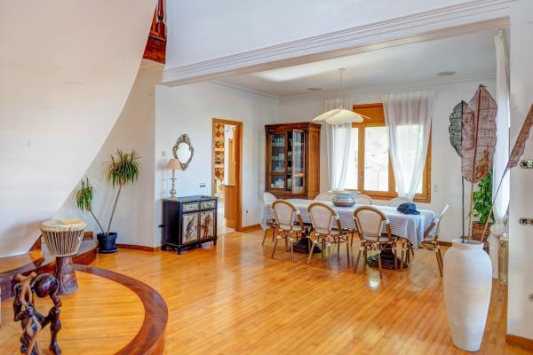 #61781 - Villa El Faro | Holiday Rentals | Hello Homes Sitges
