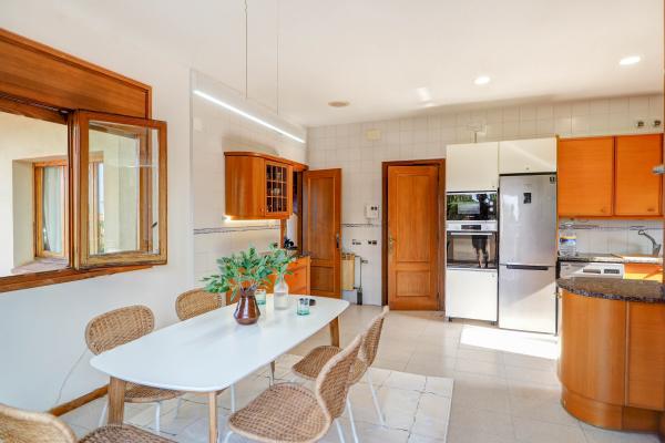 #61787 - Villa El Faro | Holiday Rentals | Hello Homes Sitges