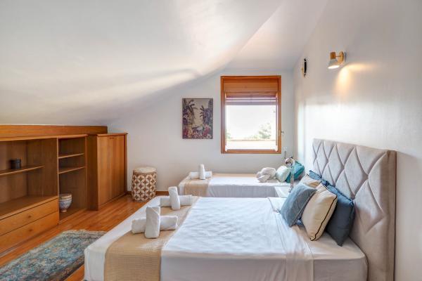 #61794 - Villa El Faro | Holiday Rentals | Hello Homes Sitges