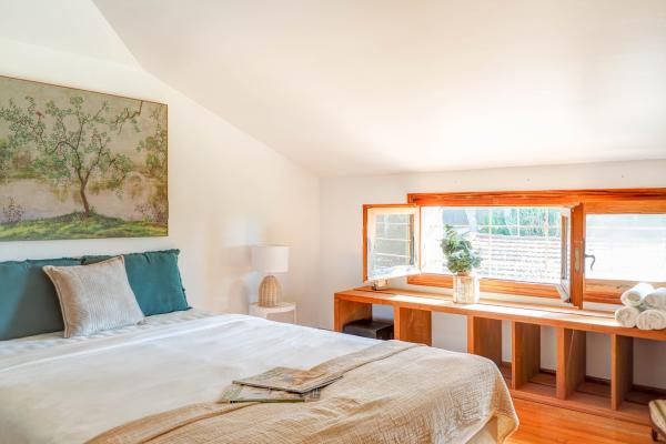 #61797 - Villa El Faro | Holiday Rentals | Hello Homes Sitges