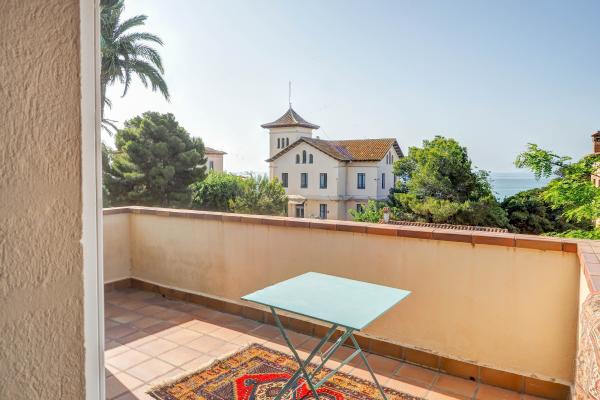 #61801 - Villa El Faro | Holiday Rentals | Hello Homes Sitges