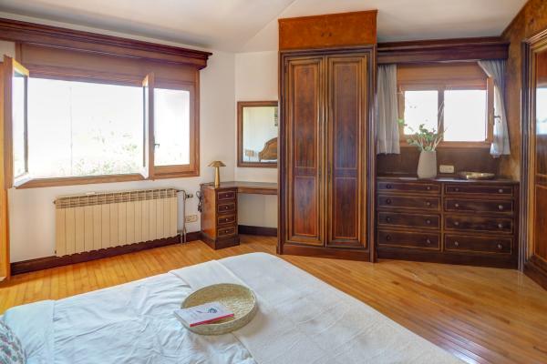 #61807 - Villa El Faro | Holiday Rentals | Hello Homes Sitges