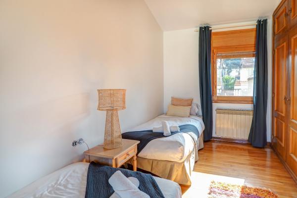#61813 - Villa El Faro | Holiday Rentals | Hello Homes Sitges