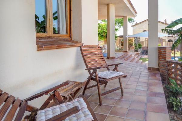 #61817 - Villa El Faro | Holiday Rentals | Hello Homes Sitges