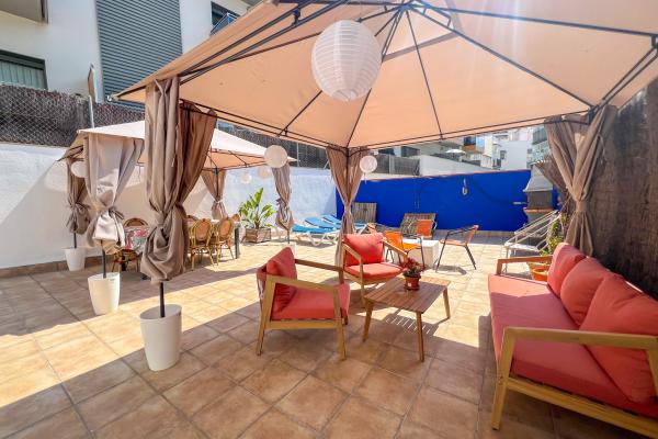 #62647 - The Beach House Paradise | Holiday Rentals | Hello Homes Sitges