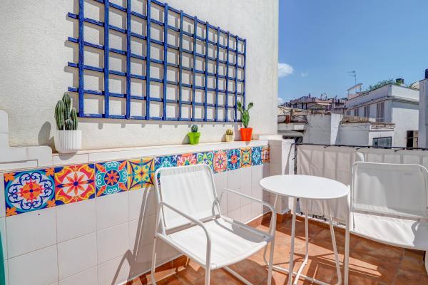 #63699 - Sebastian Terrace Apartment | Holiday Rentals | Hello Homes Sitges