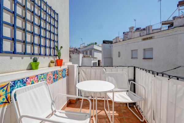 #63700 - Sebastian Terrace Apartment | Holiday Rentals | Hello Homes Sitges