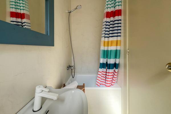 #66070 - Ocean Spirit House | Holiday Rentals | Hello Homes Sitges