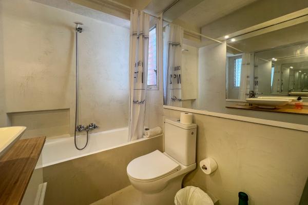 #66072 - Ocean Spirit House | Holiday Rentals | Hello Homes Sitges