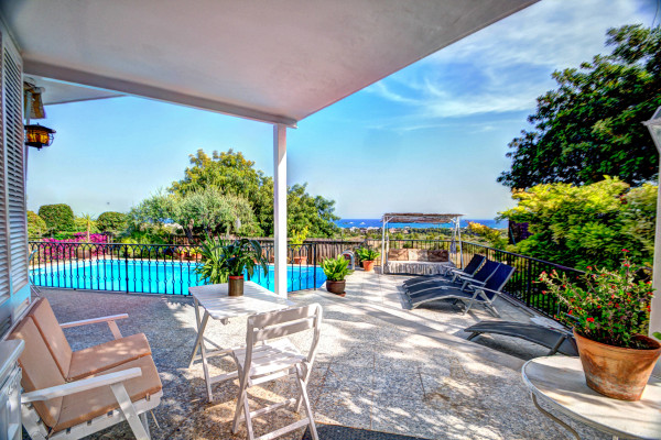 #6708 - Can Ferran | Holiday Rentals | Hello Homes Sitges