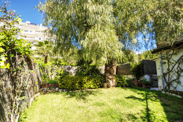 #6717 - Can Ferran | Holiday Rentals | Hello Homes Sitges