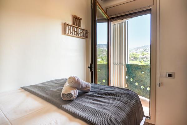 #67762 - Atico Los Condes | Holiday Rentals | Hello Homes Sitges