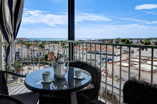 #68154 - Atalaya Apartment | Holiday Rentals | Hello Homes Sitges