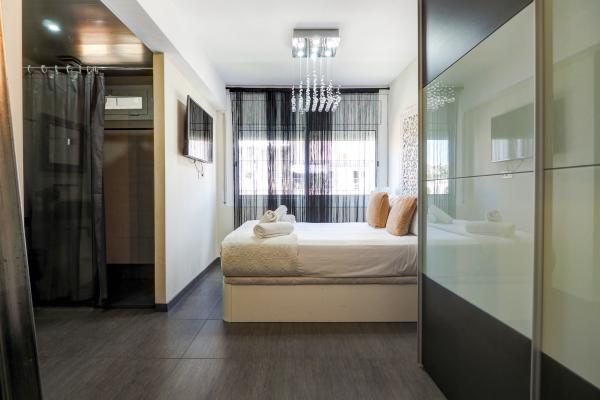#68156 - Atalaya Apartment | Holiday Rentals | Hello Homes Sitges