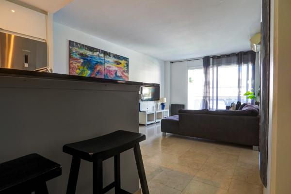#68169 - Mediterraneo Seaview | Holiday Rentals | Hello Homes Sitges