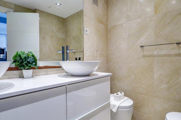 #68189 - Mediterraneo Seaview | Holiday Rentals | Hello Homes Sitges