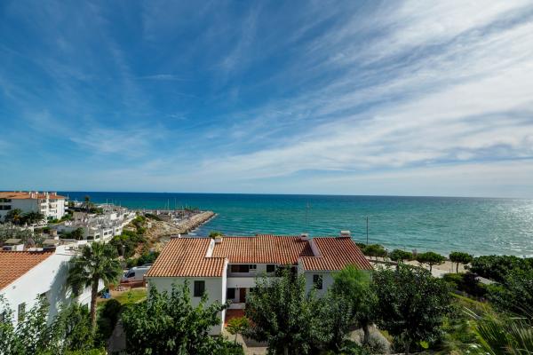 #68444 - Amazing Seaview Apartment | Holiday Rentals | Hello Homes Sitges