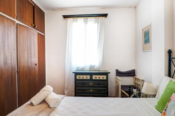 #68450 - Amazing Seaview Apartment | Holiday Rentals | Hello Homes Sitges
