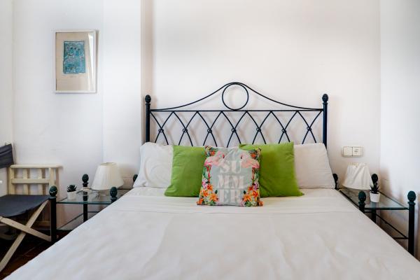 #68451 - Amazing Seaview Apartment | バケーションレンタル | Hello Homes Sitges