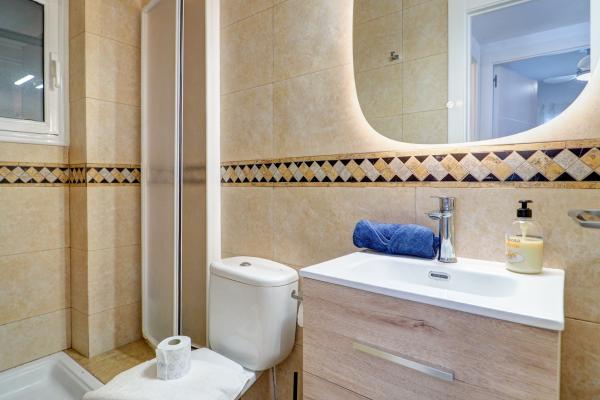 #69073 - Horizon Views | Holiday Rentals | Hello Homes Sitges