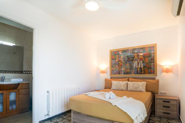 #69081 - Horizon Views | Holiday Rentals | Hello Homes Sitges