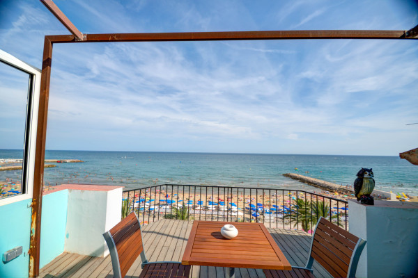 #6939 - Blue sea front | Seasonal Rentals | Hello Homes Sitges