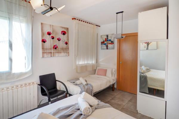 #72867 - Linda Vista Oasis Penthouse | Holiday Rentals | Hello Homes Sitges