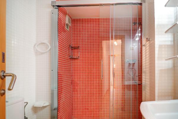 #72871 - Linda Vista Oasis Penthouse | Holiday Rentals | Hello Homes Sitges