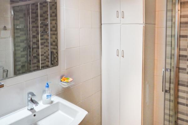 #72884 - Linda Vista Oasis Penthouse | Holiday Rentals | Hello Homes Sitges